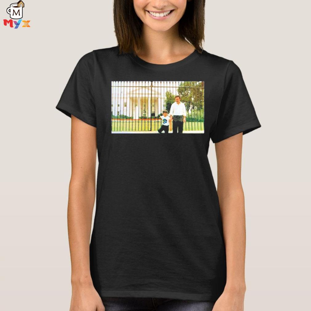 pablo escobar picture in front of white house Ladies Tee